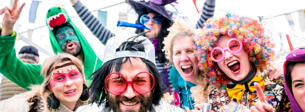 Taschen, die Du an Karneval tragen kannst