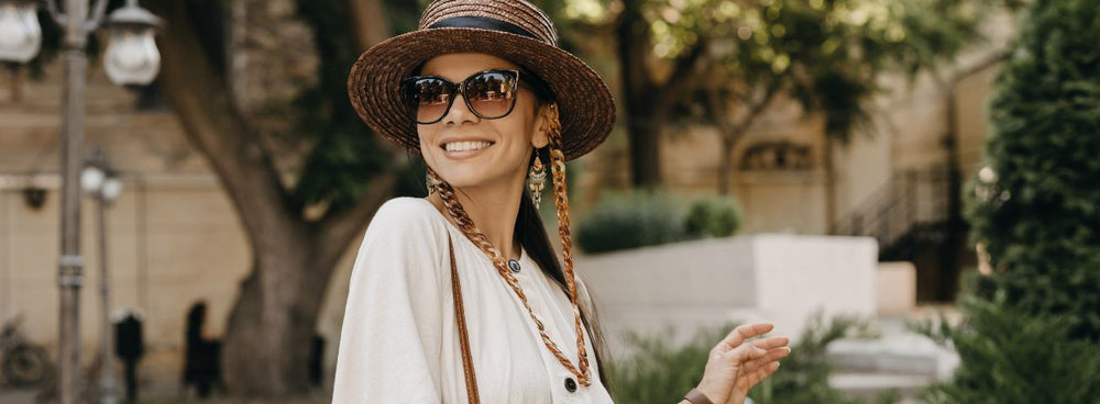 Trend-Accessoires, die Deinen Sommeroutfits die Krone aufsetzen